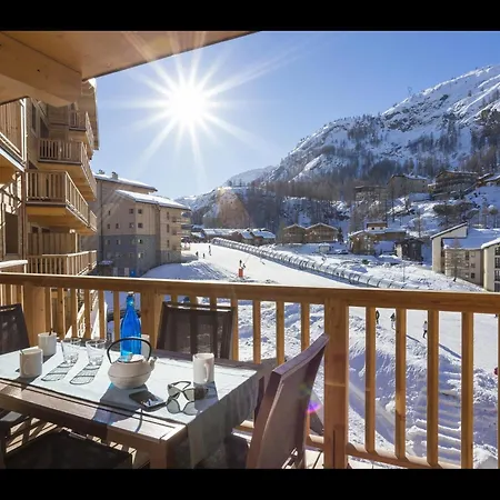 Апартаменты In With Ski-in Ski-out Access Тинь